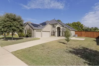 909 Heath Creek Drive, DeSoto, TX 75115 - Photo 3