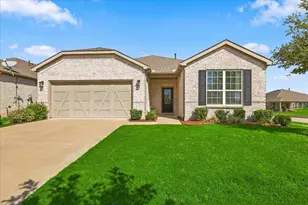 965 Memorial Dr, Little Elm, TX 76227 - Photo 1