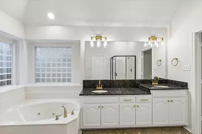 6300 Fox Hunt Drive, Arlington, TX 76001 - Photo 25