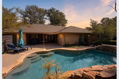 705 Rochelle Boulevard, Irving, TX 75062 - Photo 37
