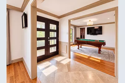 705 Rochelle Boulevard, Irving, TX 75062 - Photo 5