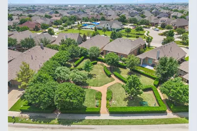 724 Louisville Road, Aubrey, TX 76227 - Photo 35