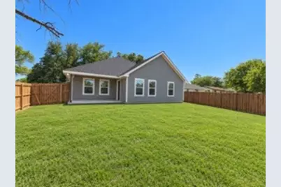 207 E McCoulskey Street, Terrell, TX 75160 - Photo 23