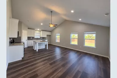 207 E McCoulskey Street, Terrell, TX 75160 - Photo 5
