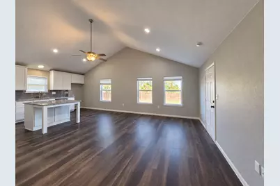207 E McCoulskey Street, Terrell, TX 75160 - Photo 7