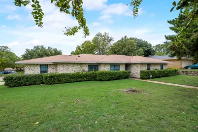 908 Chamberlain Street, Irving, TX 75060 - Photo 3
