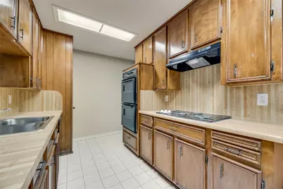 908 Chamberlain Street, Irving, TX 75060 - Photo 13