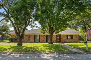 2729 Tanglewood Dr, Commerce, TX 75428 - Photo 1