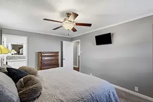 2004 Maplewood Dr, Gainesville, TX 76240 - Photo 11