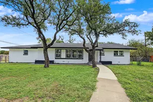 101 Aquilla Dr, Lakeside, TX 76108 - Photo 1