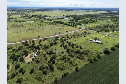 934 Starelight Trail, Blum, TX 76627 - Photo 3