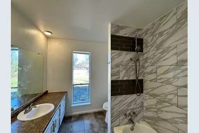 1412 Weathered Street, Irving, TX 75062 - Photo 7
