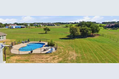 2355 Grindstone Road, Millsap, TX 76066 - Photo 39