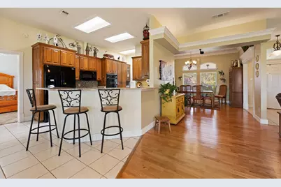 324 Highpoint Road, Burleson, TX 76028 - Photo 17
