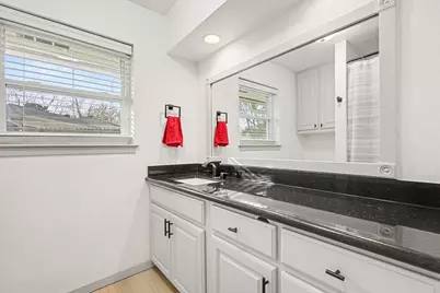 1603 Miller Court, Pantego, TX 76013 - Photo 17