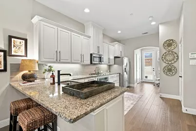 4678 Dozier Road #B, Carrollton, TX 75010 - Photo 13