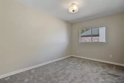 3152 Pine Valley Drive, Grand Prairie, TX 75052 - Photo 35