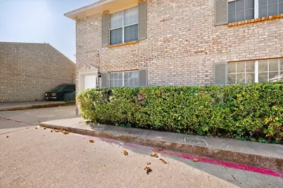132 Graystone Place, Duncanville, TX 75137 - Photo 3