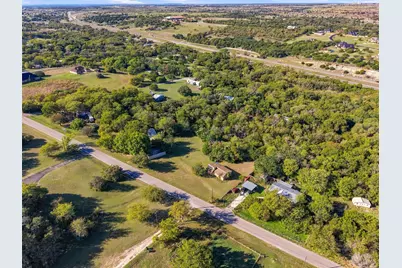 113 Brook Drive, Cresson, TX 76035 - Photo 3