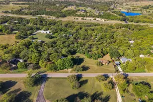113 Brook Dr, Cresson, TX 76035 - Photo 1