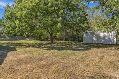 528 E Jefferson Street, Van Alstyne, TX 75495 - Photo 21