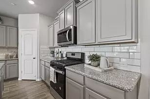 267 Territory Trl, Fort Worth, TX 76120 - Photo 9