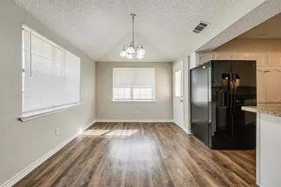 109 E Willow Lane, Princeton, TX 75407 - Photo 5