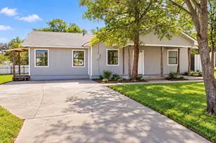 511 SW 3rd St, Mineral Wells, TX 76067 - Photo 1