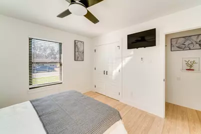 2219 Finley Road, Irving, TX 75062 - Photo 17