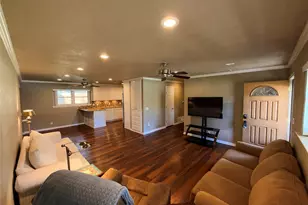 1405 Thompson Dr, Graham, TX 76450 - Photo 7
