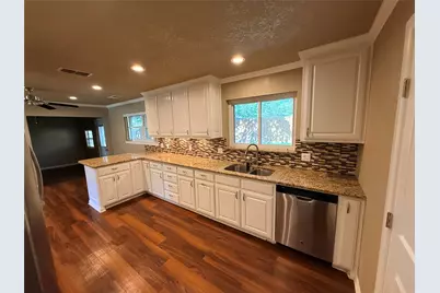 1405 Thompson Drive, Graham, TX 76450 - Photo 13