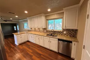1405 Thompson Dr, Graham, TX 76450 - Photo 13