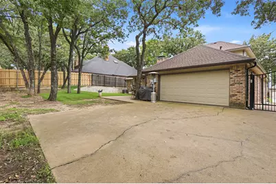 6405 Amicable Drive, Arlington, TX 76016 - Photo 39