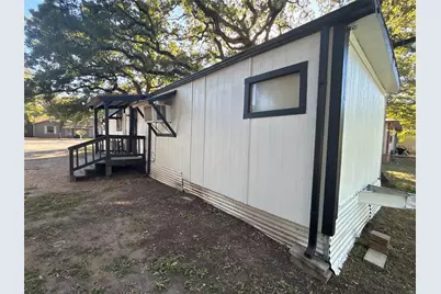 307 E Cates Street #100, Bridgeport, TX 00000 - Photo 1