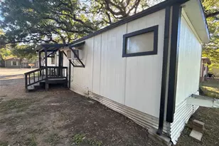 307 E Cates St, Bridgeport, TX 00000 - Photo 1