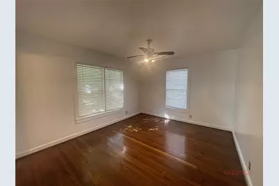 3641 Washburn Avenue, Fort Worth, TX 76107 - Photo 19