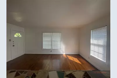 3641 Washburn Avenue, Fort Worth, TX 76107 - Photo 7