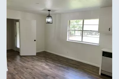1108 Locust Street, Gainesville, TX 76240 - Photo 7