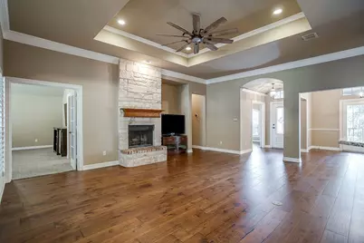100 Addison Court, Hudson Oaks, TX 76087 - Photo 11