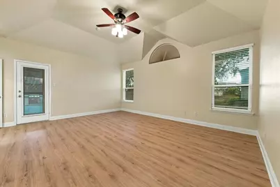 2471 Somervell Trail, Grand Prairie, TX 75052 - Photo 17