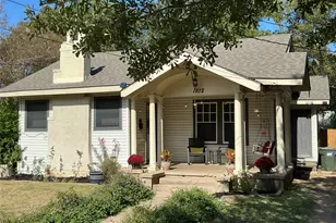 1812 Sycamore Ave, Corsicana, TX 75110 - Photo 1
