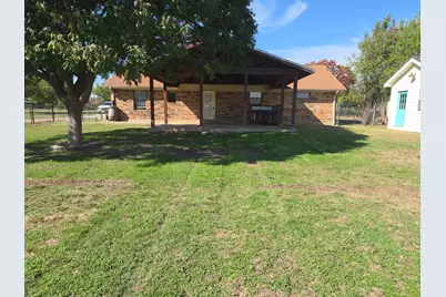 1117 Bradley Drive, Azle, TX 76020 - Photo 7