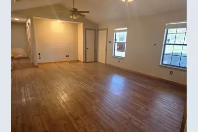 1117 Bradley Drive, Azle, TX 76020 - Photo 11
