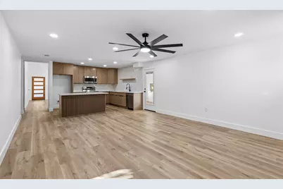 717 Bluebonnet Drive, Grand Prairie, TX 75052 - Photo 21