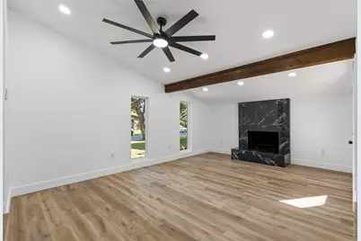 717 Bluebonnet Drive, Grand Prairie, TX 75052 - Photo 9