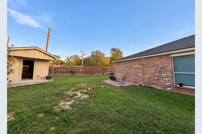 3308 Knoll Trail, Balch Springs, TX 75180 - Photo 21
