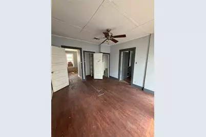 325 Pine Street, Ranger, TX 76470 - Photo 15