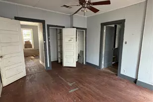 325 Pine St, Ranger, TX 76470 - Photo 15