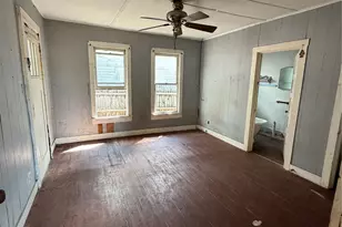 325 Pine St, Ranger, TX 76470 - Photo 11