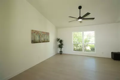 1518 Burgundy Street, Garland, TX 75040 - Photo 3